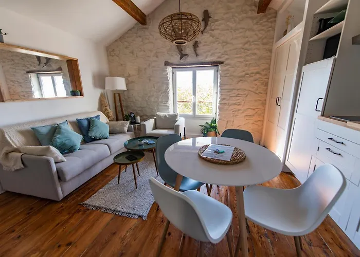 Design - Proche * Μπιαρίτζ